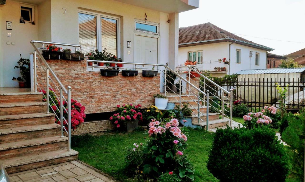 Guest House Gina Ohrid Quarto foto
